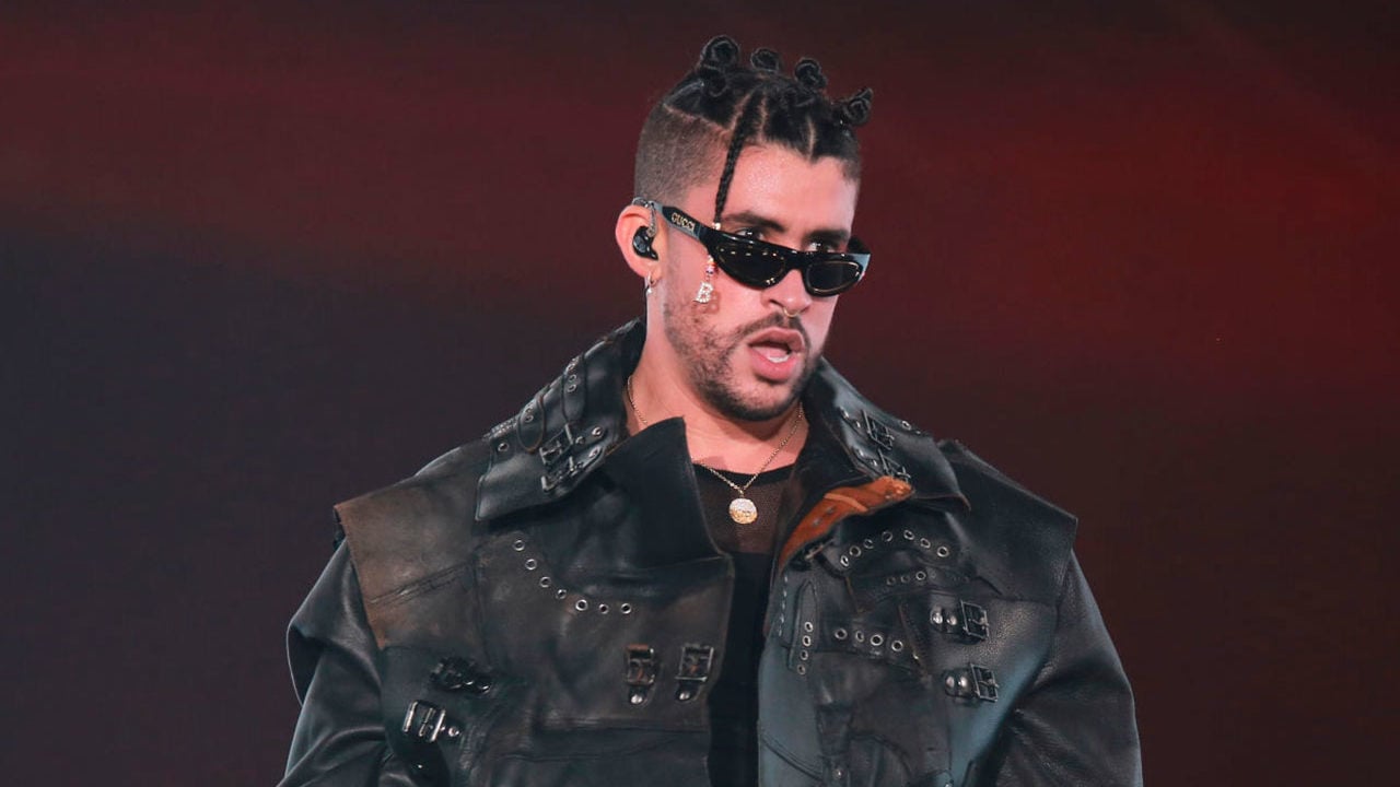"El gran desafío cultural: ¿por qué la performance de Bad Bunny en el Super Bowl 2026 ha generado una tormenta perfectamente política entre los conservadores estadounidenses?"